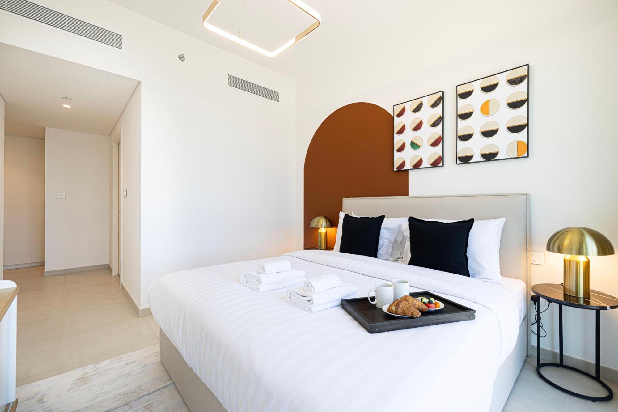 Luxury Family Friendly 5mn Walk To Mall Apartment Dubai