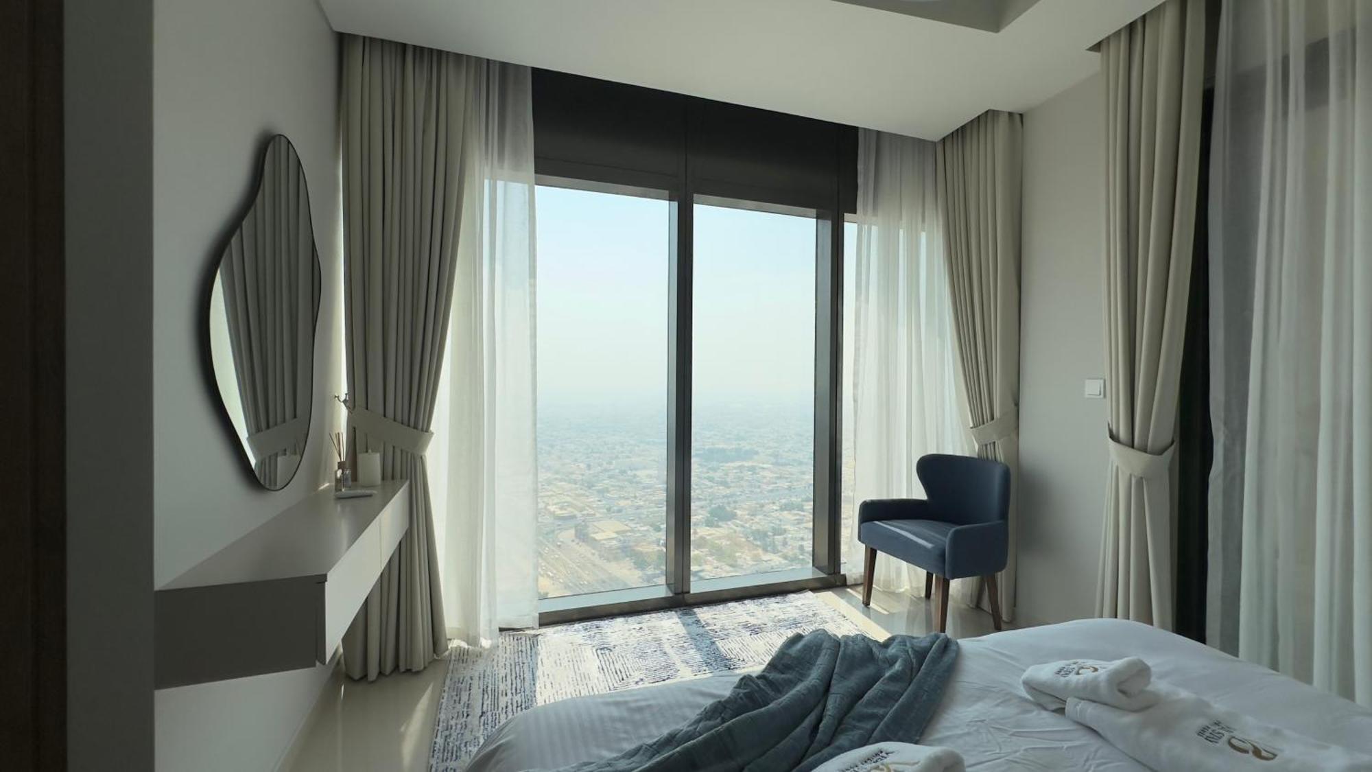 3br Chic High Floor At Aykon Tower C Business Bay By Vibel Dubai