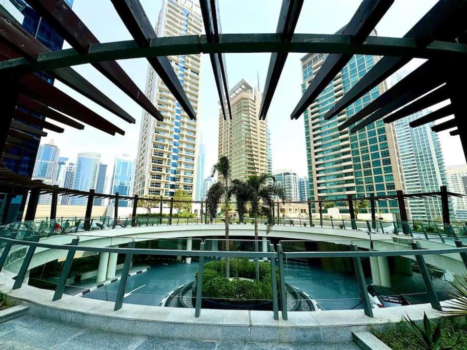 Bright & Serene Flat In The Marina, By Only Dubai