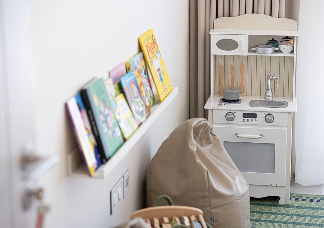 Kinfolk Homes - 5-star Family Stay, 8 Minutes Walk To Mall & Burj Khalifa