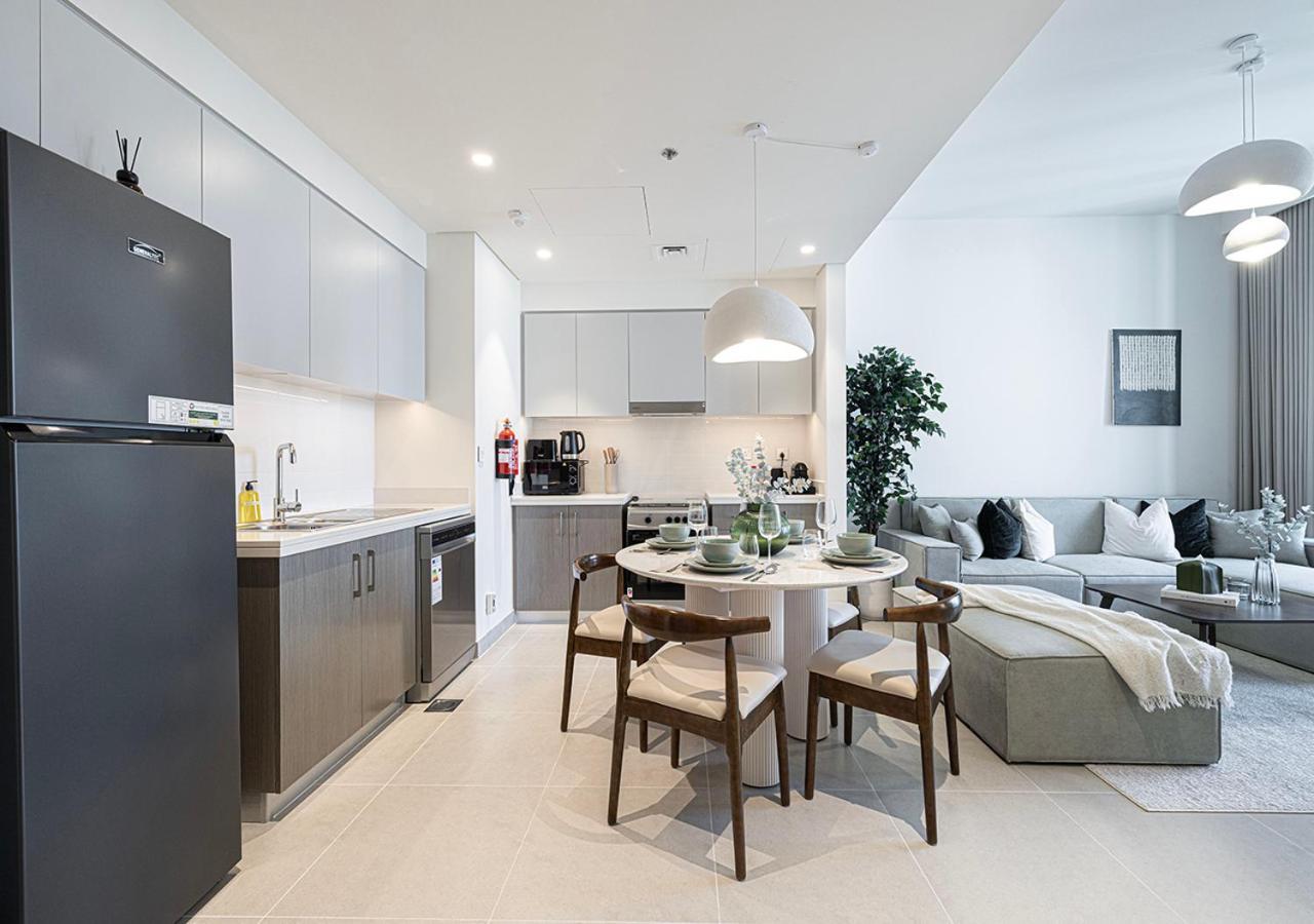 Kinfolk Homes - 5-star Family Stay, 8 Minutes Walk To Mall & Burj Khalifa Apartment Dubai