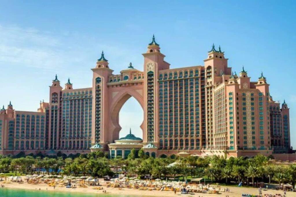 Kinfolk Homes - 5-star Family Stay, 8 Minutes Walk To Mall & Burj Khalifa * Dubai