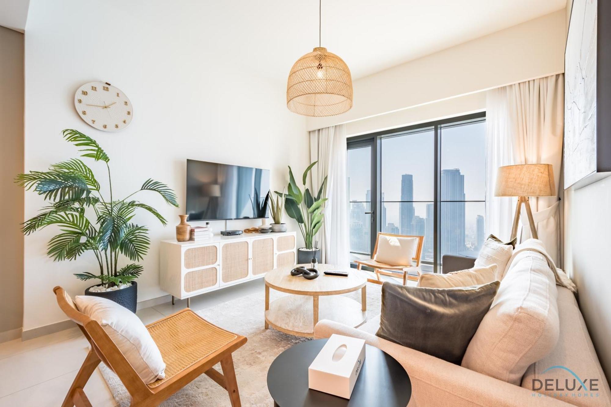 Grand 2br With Burj Khalifa View In Burj Royale, Downtown By Deluxe Homes Apartment Dubai