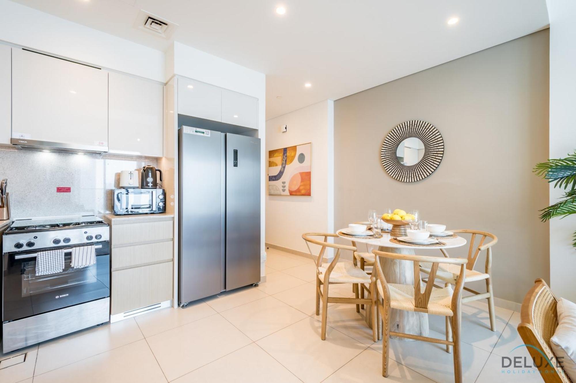 Grand 2br With Burj Khalifa View In Burj Royale, Downtown By Deluxe Homes *