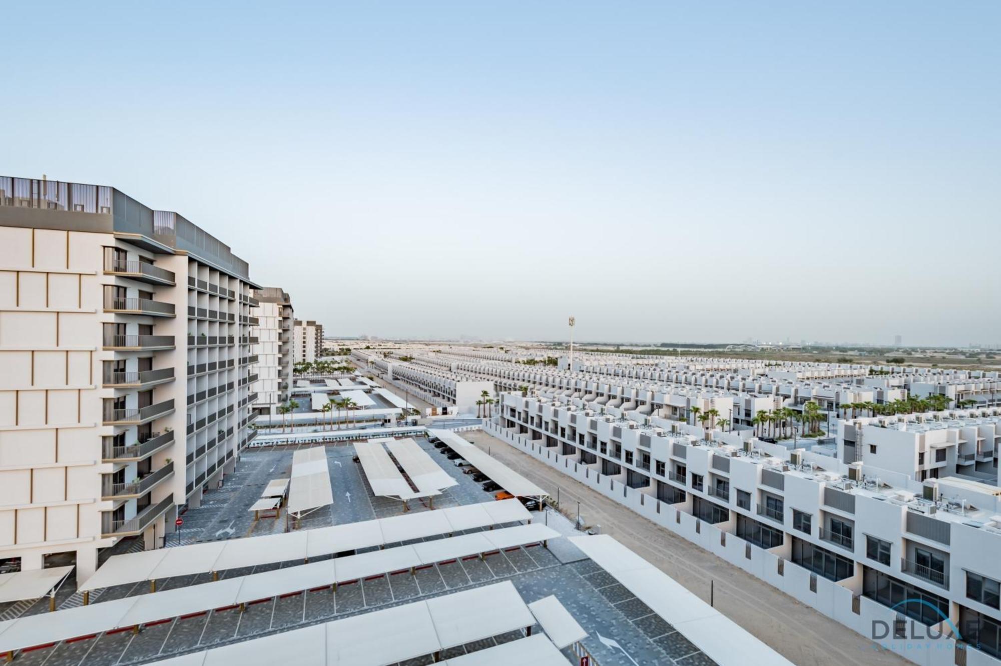 Delightful In Mag Eye 890, Mohammad Bin Rashid By Deluxe Homes Apartment *