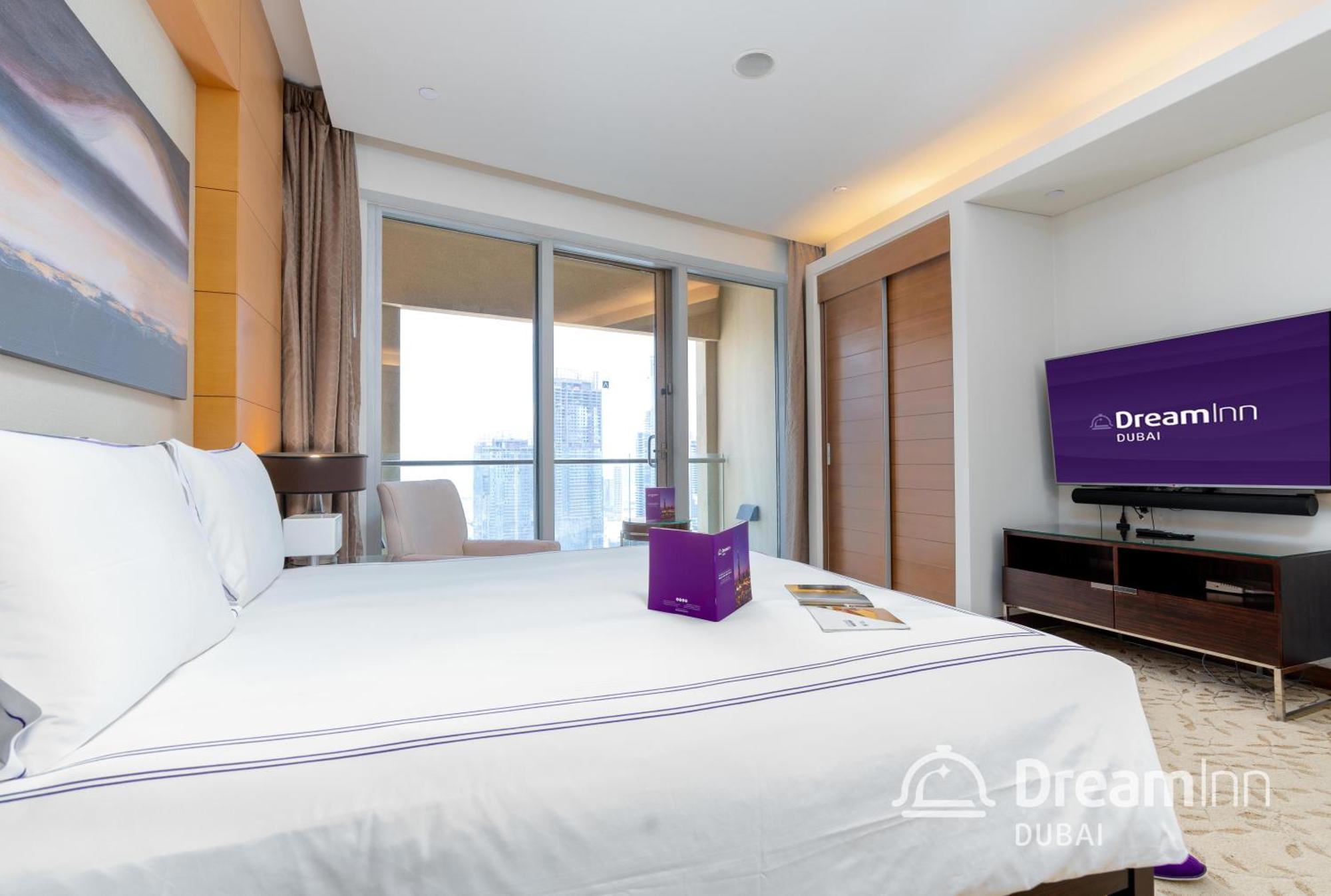 Dream - Fashion Avenue Residences Formerly Address Mall Apartment *