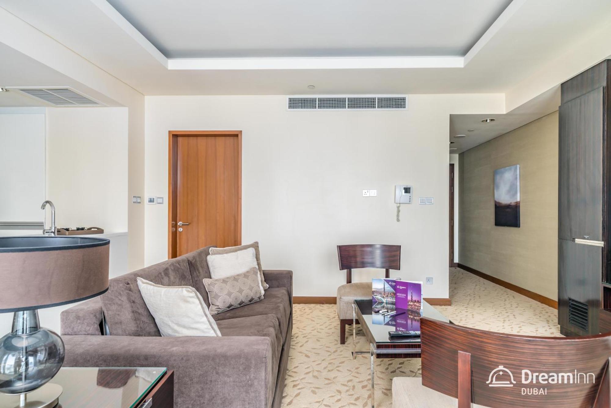 Dream - Fashion Avenue Residences Formerly Address Mall Apartment Dubai