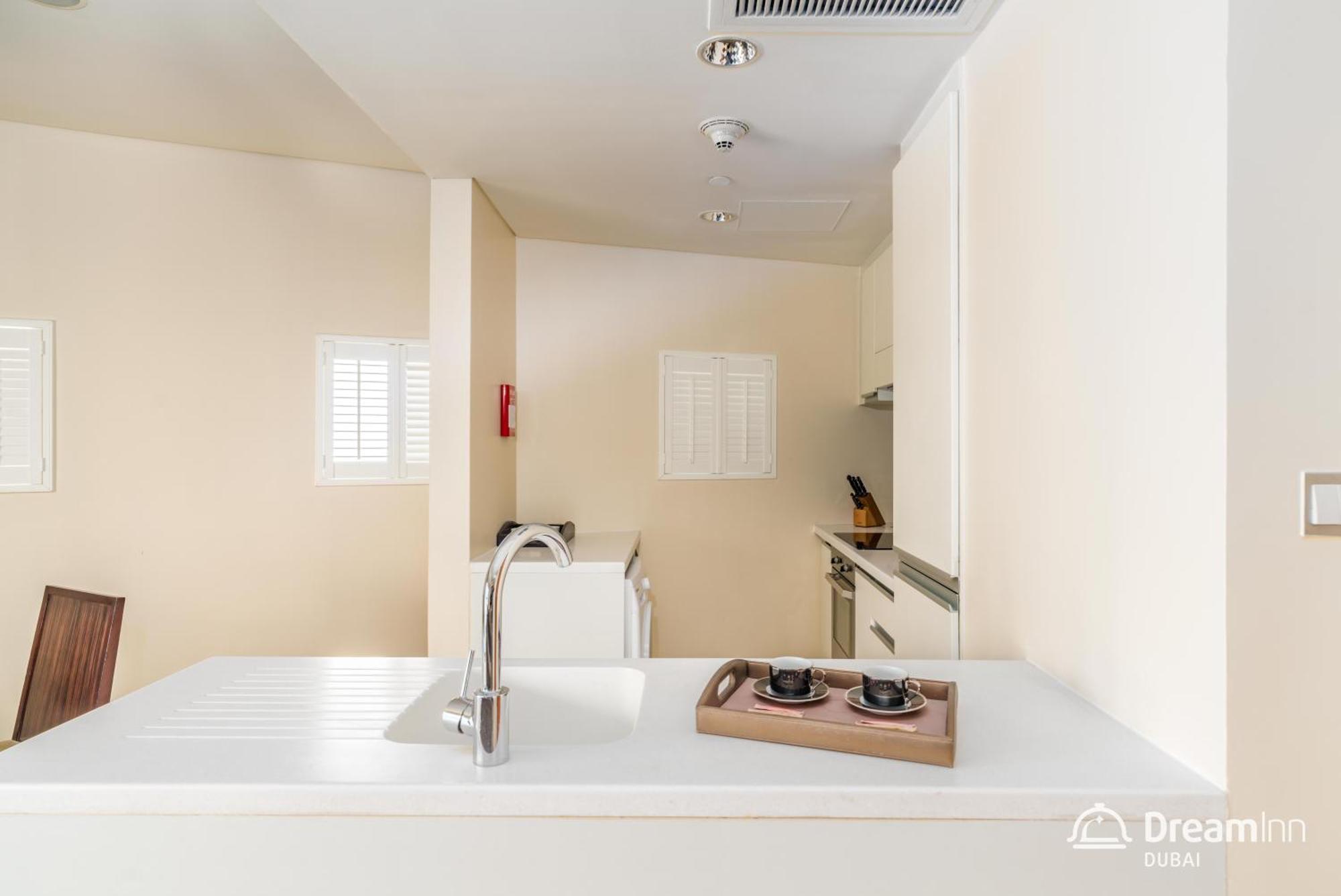 Dream - Fashion Avenue Residences Formerly Address Mall Apartment Dubai