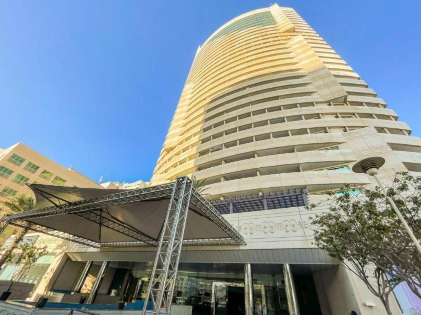 Luxury 1 Bedroom On Marina Walk *
