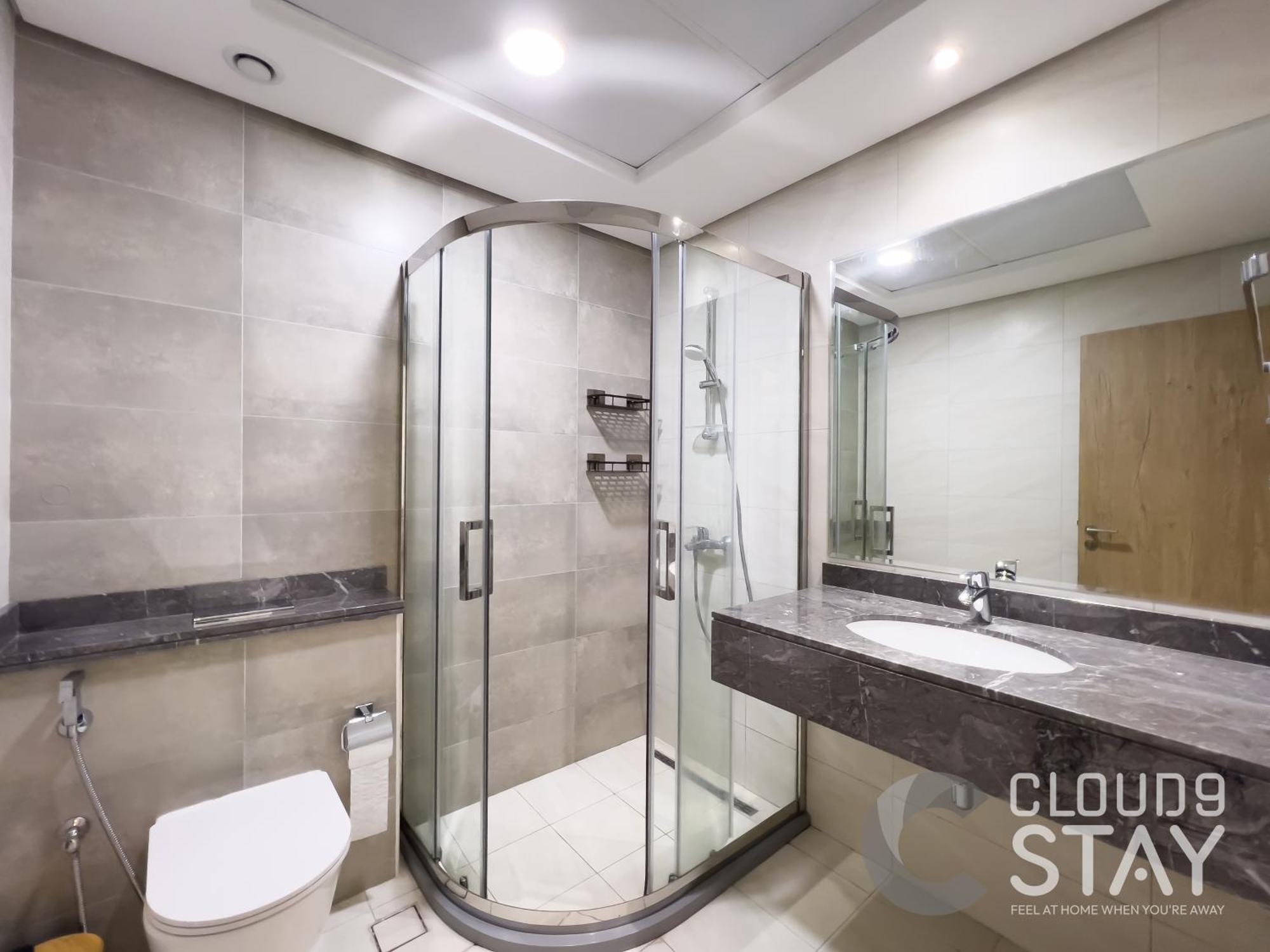Cloud 9 - The Bay Tower Apartment
