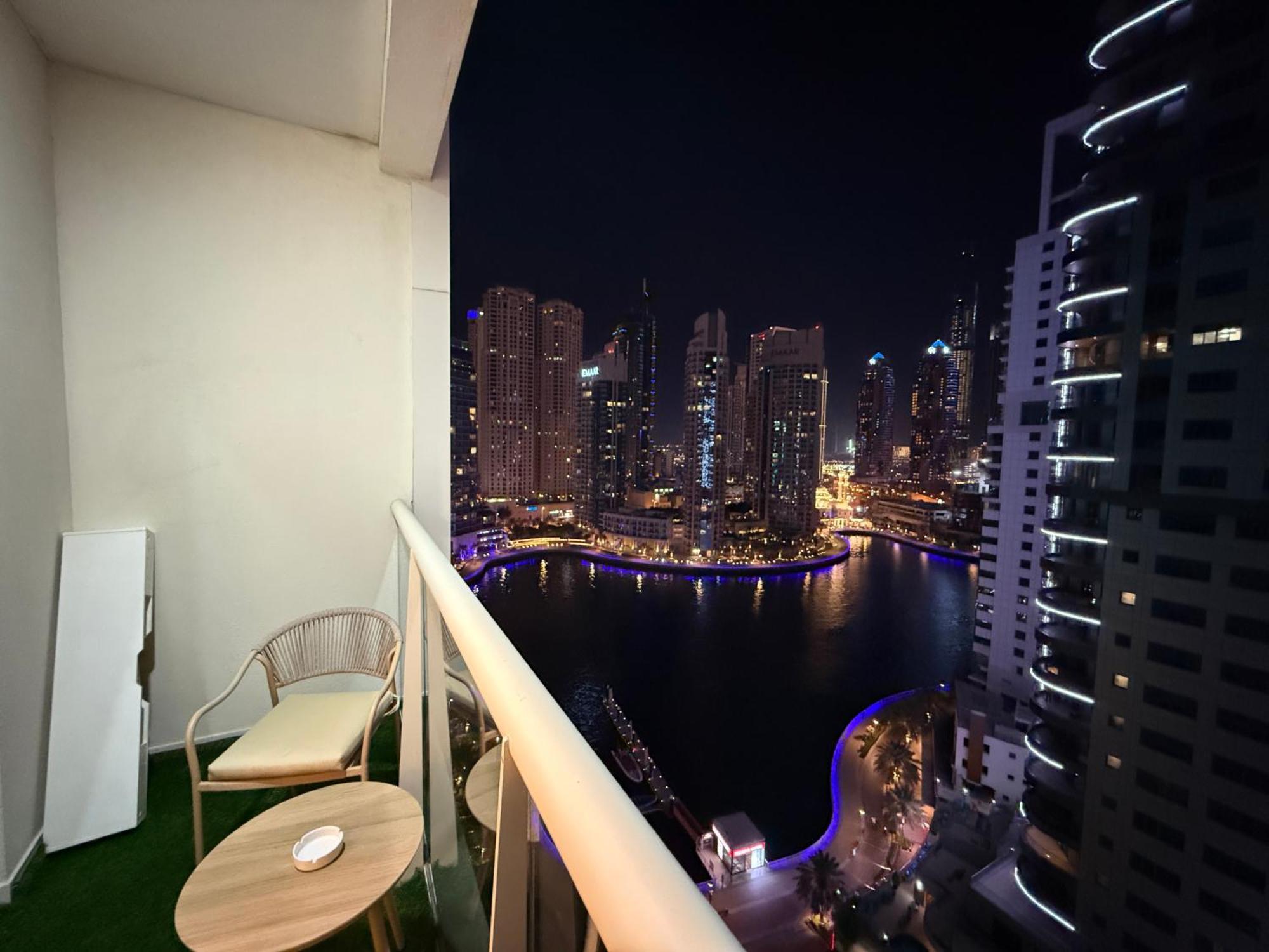 Livincci- Luxury Living Apartamento Dubai