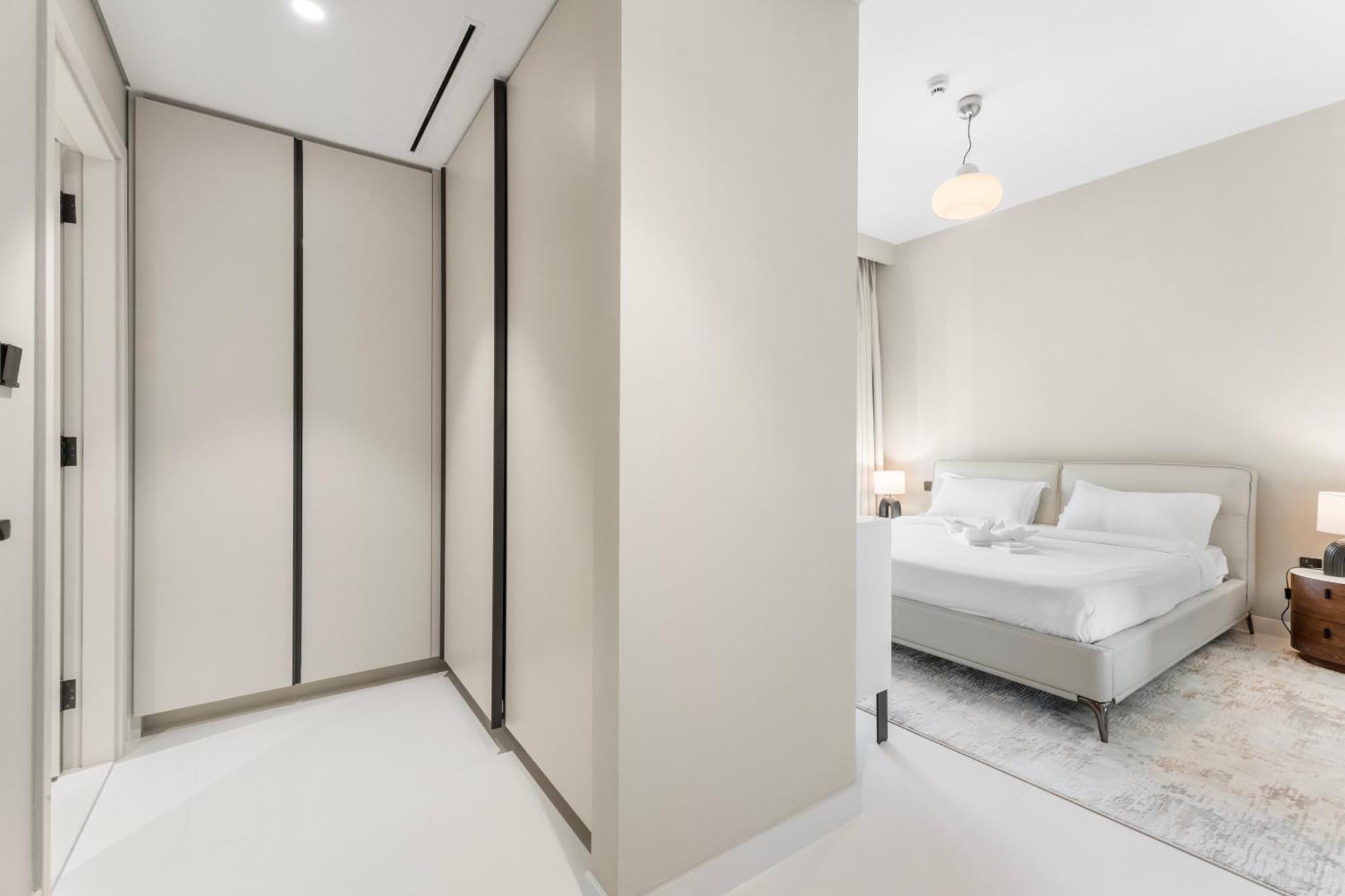 Seaside Lux Retreat 2-br Private Aparthotel Dubai