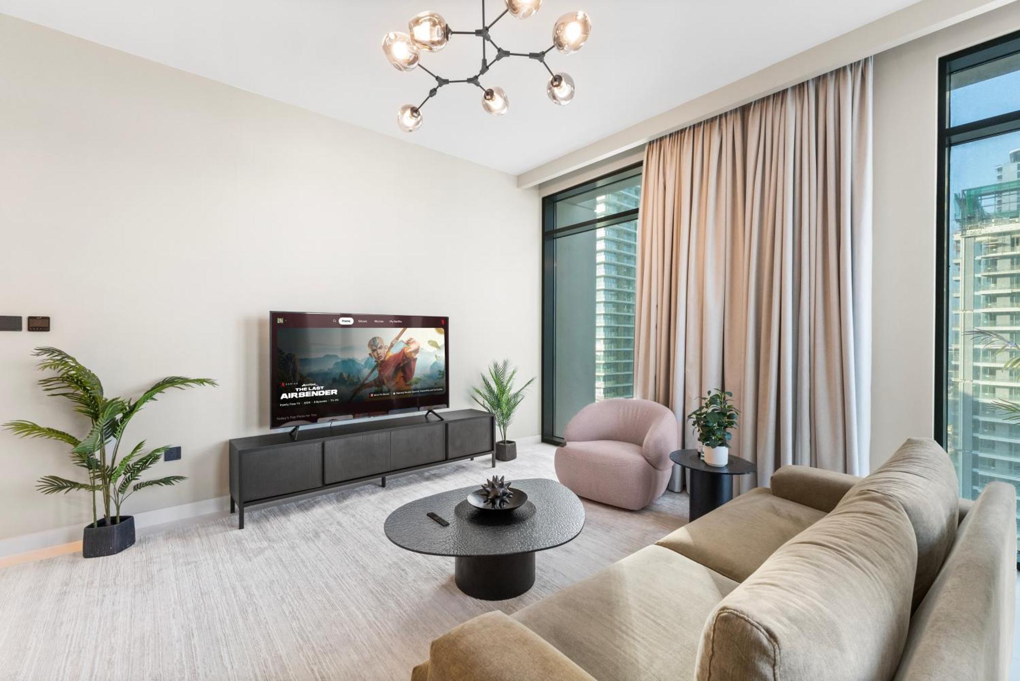 Seaside Lux Retreat 2-br Private Aparthotel Dubai