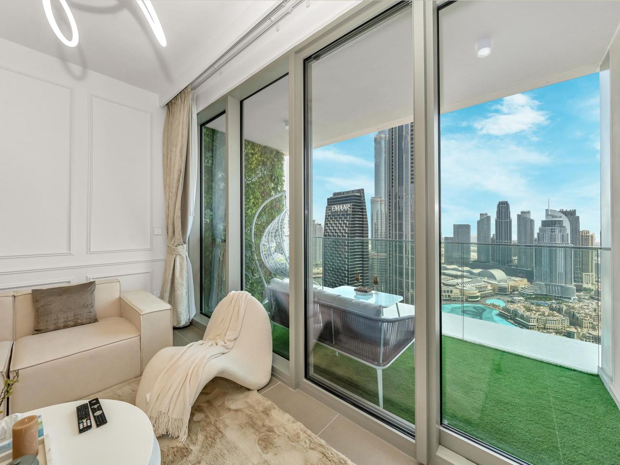 Burj Khalifa Bliss I 4 Bedroom I Burj Khalifa & Fountain Views I Free Gym, Pool, Parking, Wi-fi And Ps5 I By Skyline Serenity