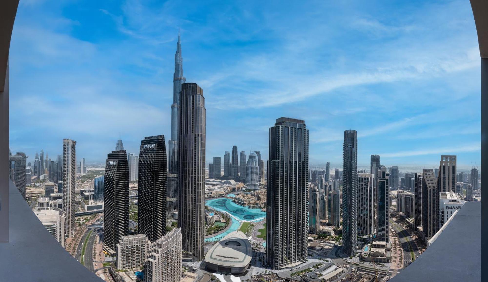 Burj Khalifa Bliss I 4 Bedroom I Burj Khalifa & Fountain Views I Free Gym, Pool, Parking, Wi-fi And Ps5 I By Skyline Serenity Apartment Dubai