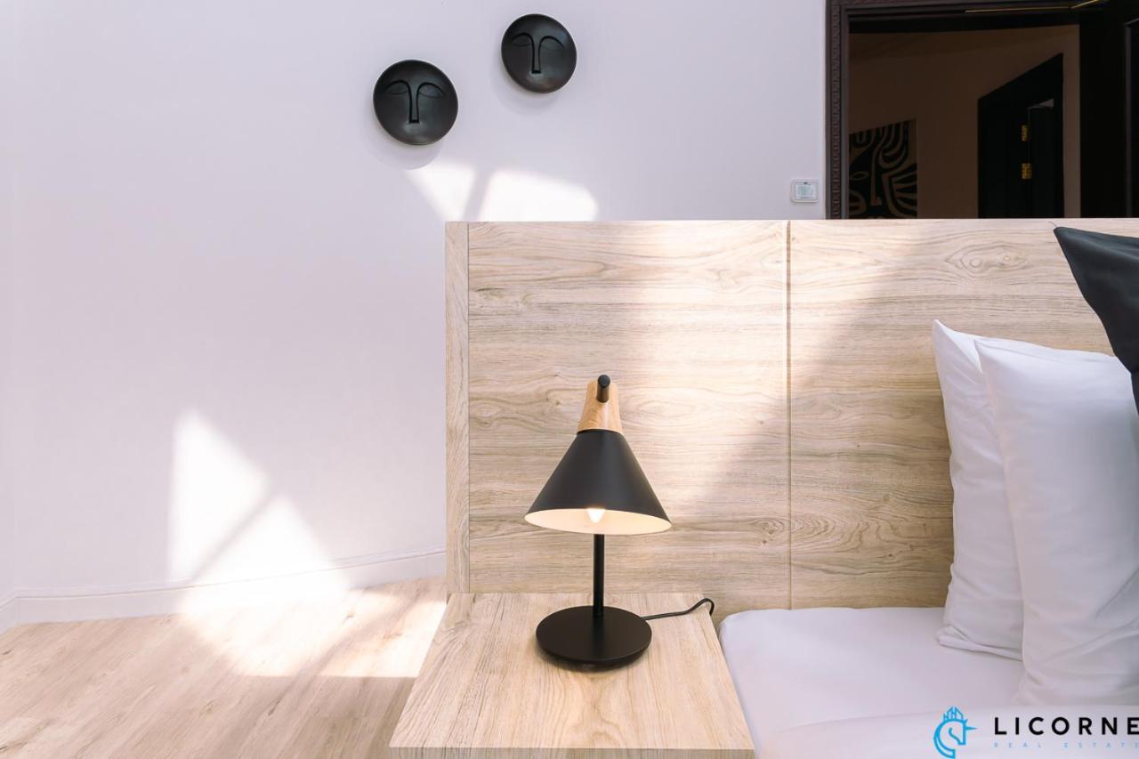 Full Moon Guest house