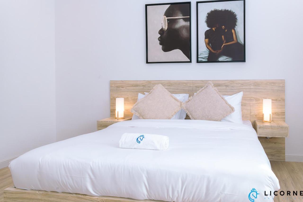 Full Moon Guest house *