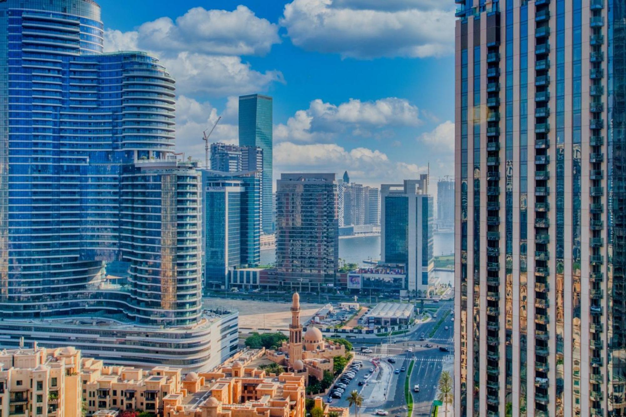 Luxury 1-bedroom With Burj Khalifa View *