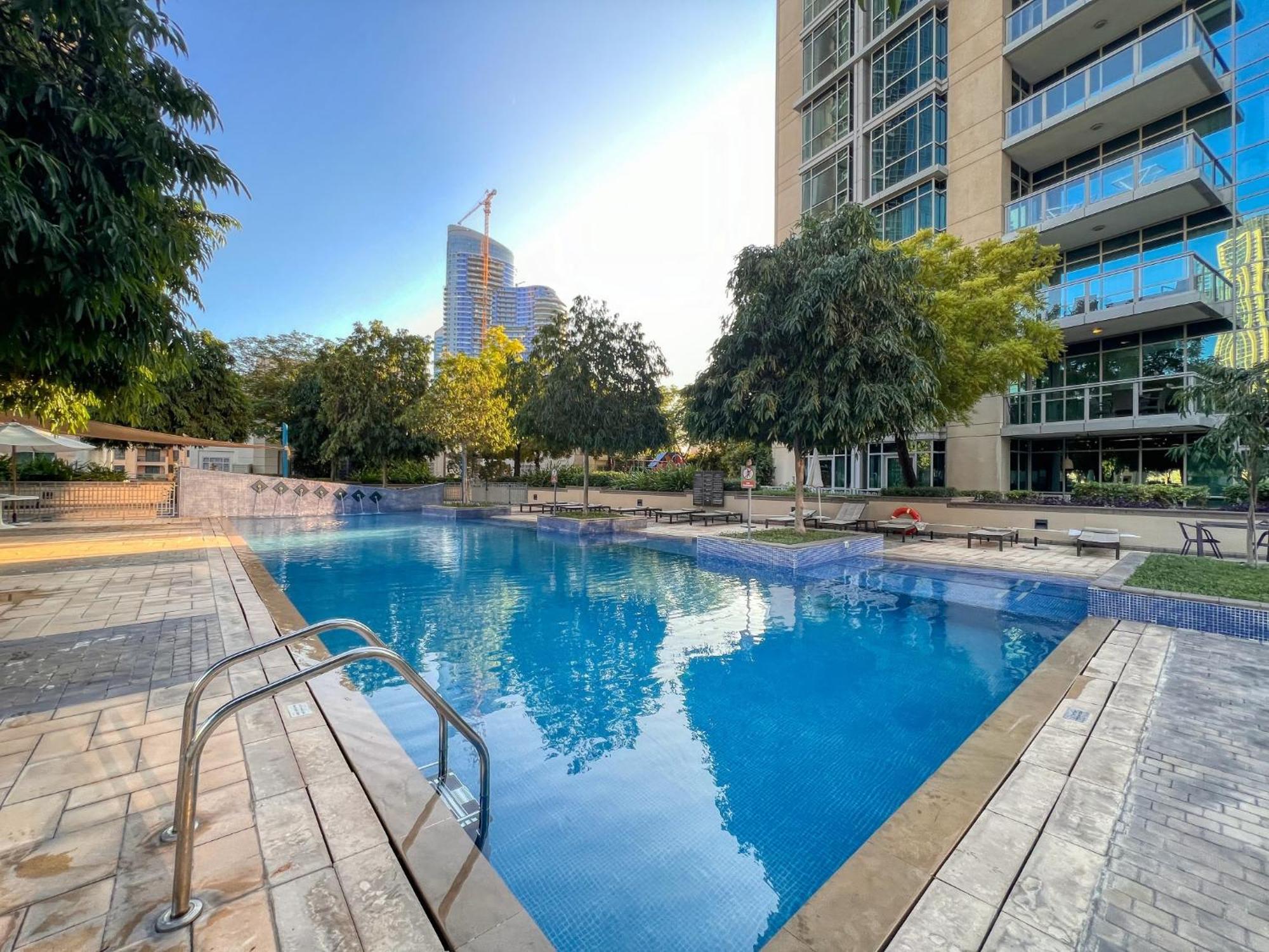Luxury 1-bedroom With Burj Khalifa View Dubai