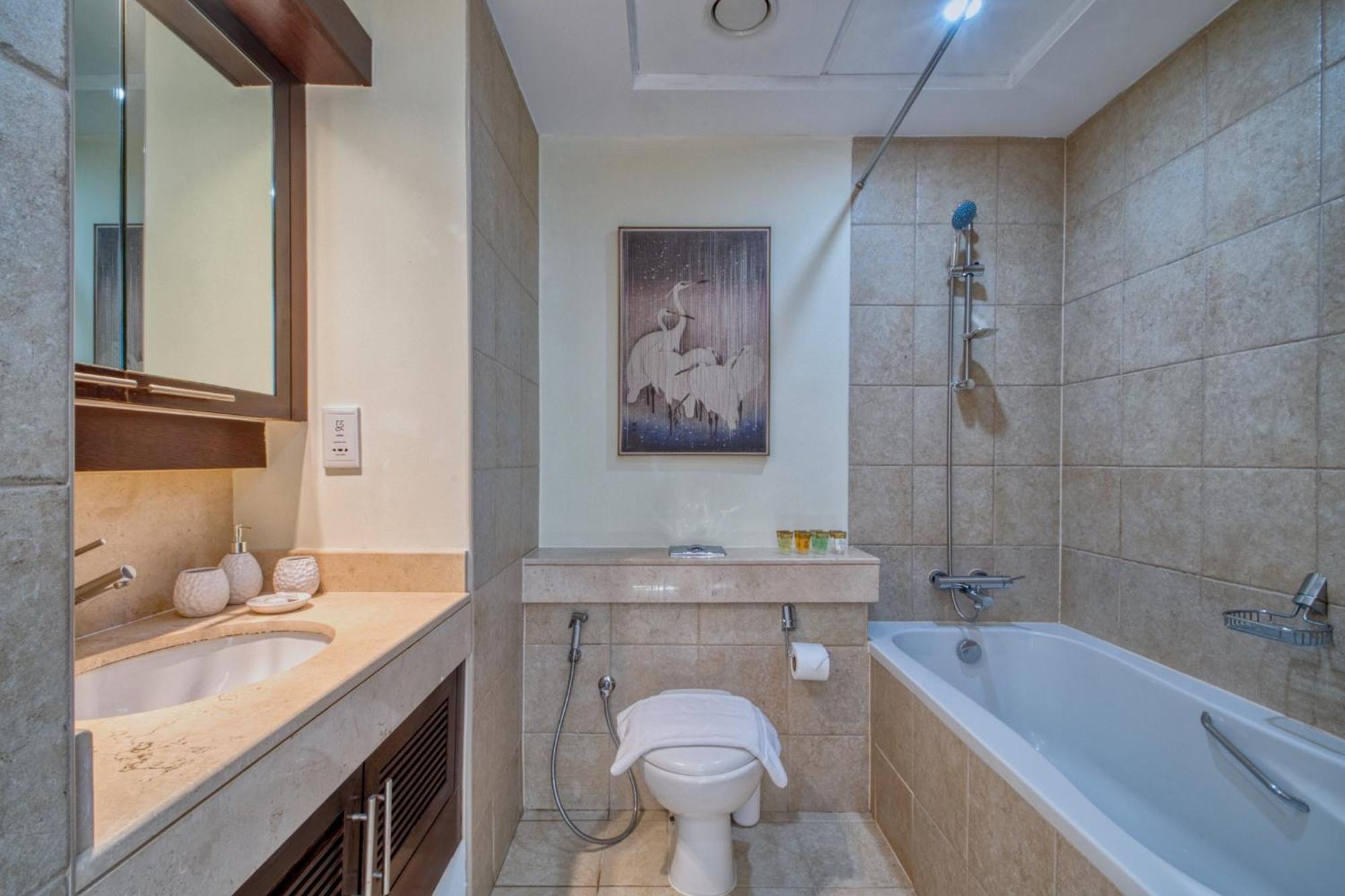 Luxury 1-bedroom With Burj Khalifa View