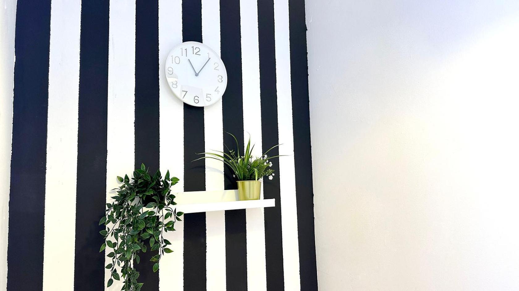 Hospedagem domiciliar Cozy Corner Partition Near Burjuman Metro Dubai