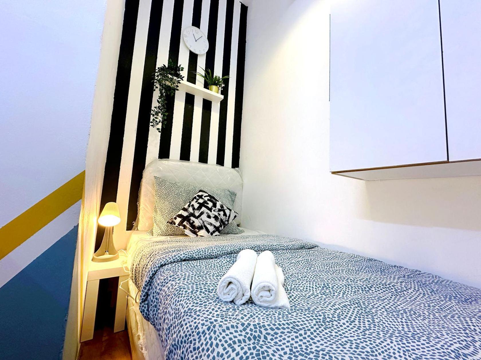 Hospedagem domiciliar Cozy Corner Partition Near Burjuman Metro