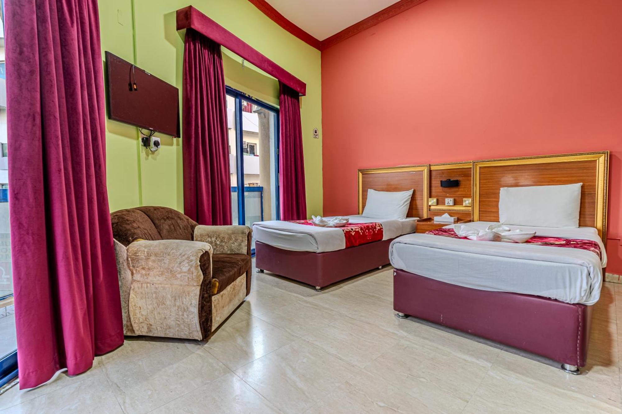 Hotel Relax