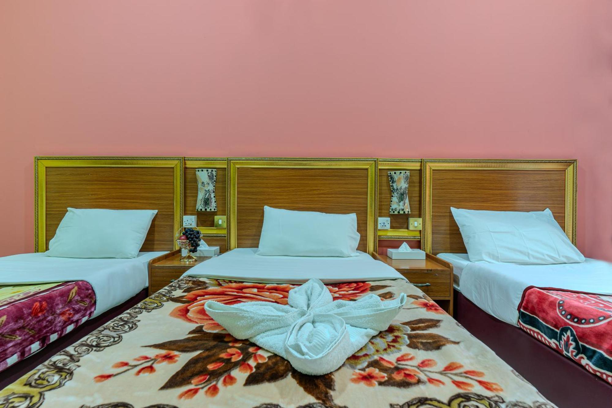 Relax Hotel