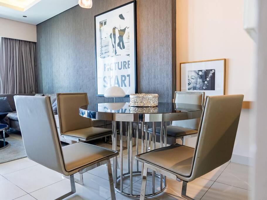 Apartamento Stylish At Paramount Business Bay