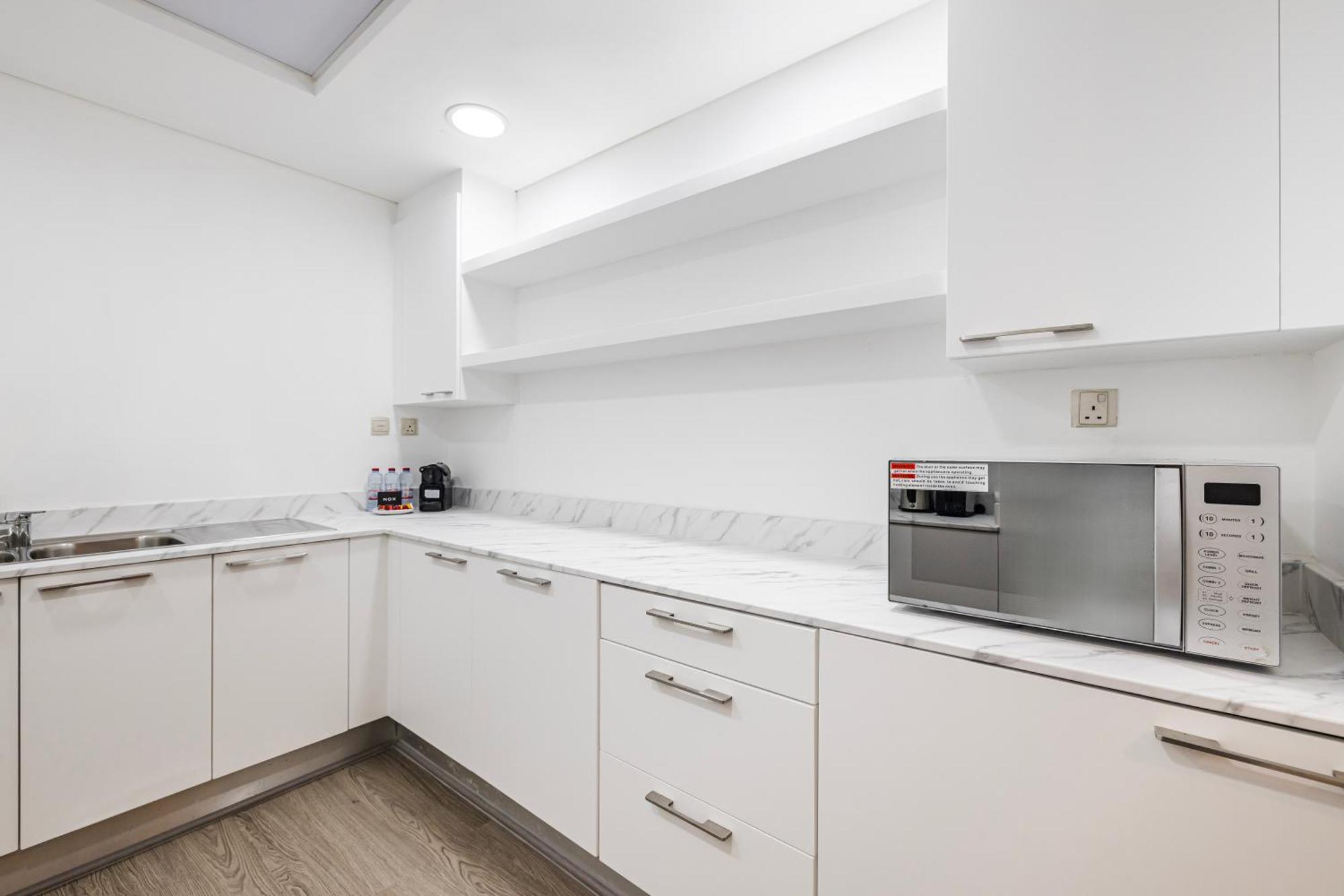 2br Bay Square 7, View Apartment