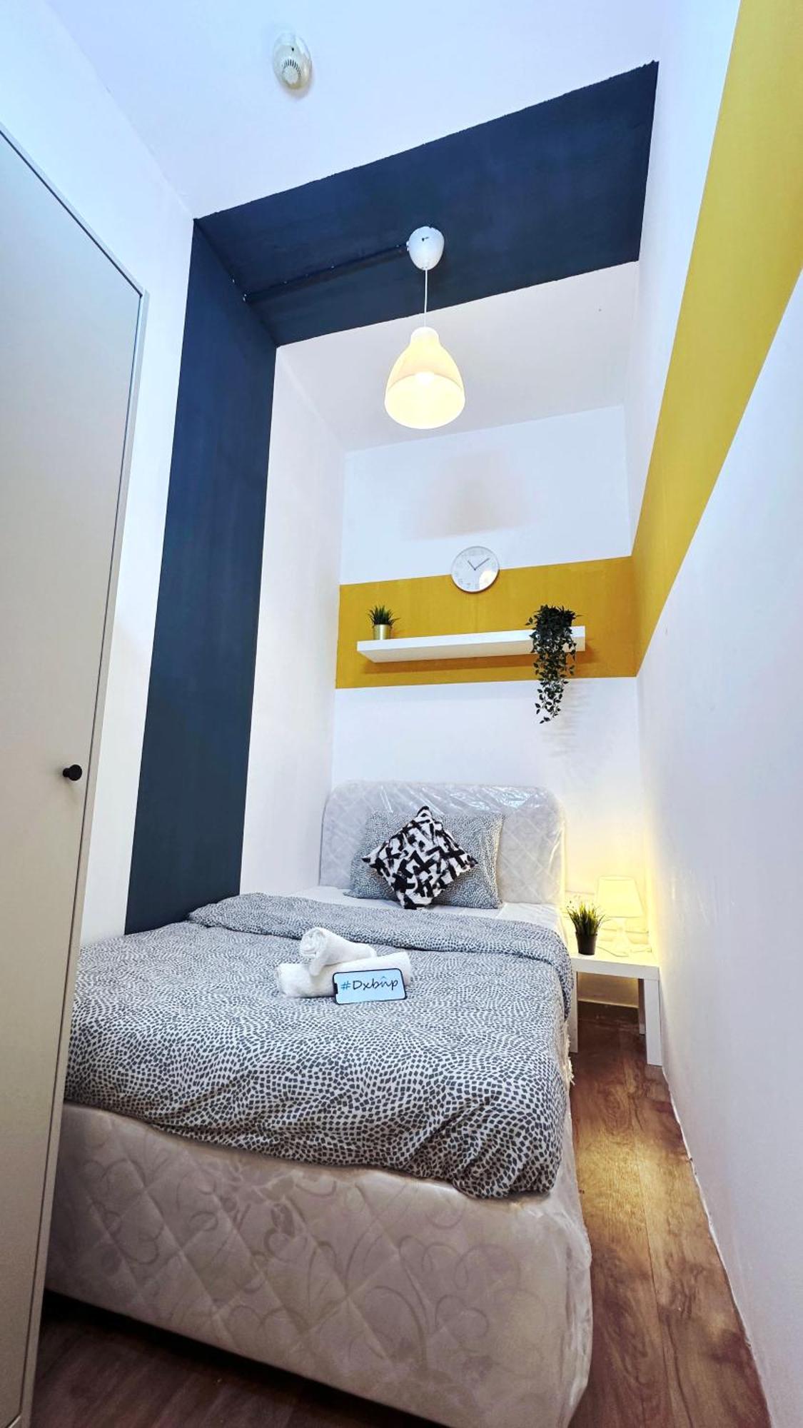 Blissful Partition In Bur Near Burjuman Metro Dubai