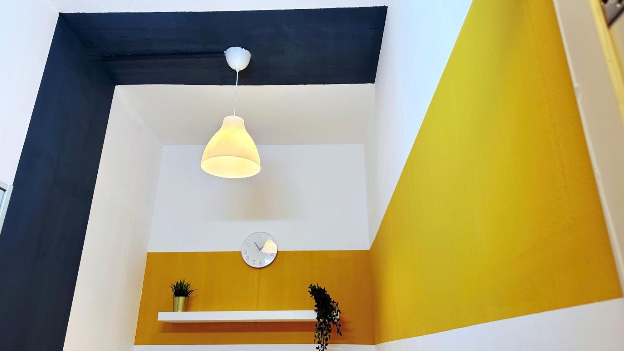 Blissful Partition In Bur Near Burjuman Metro * Dubai