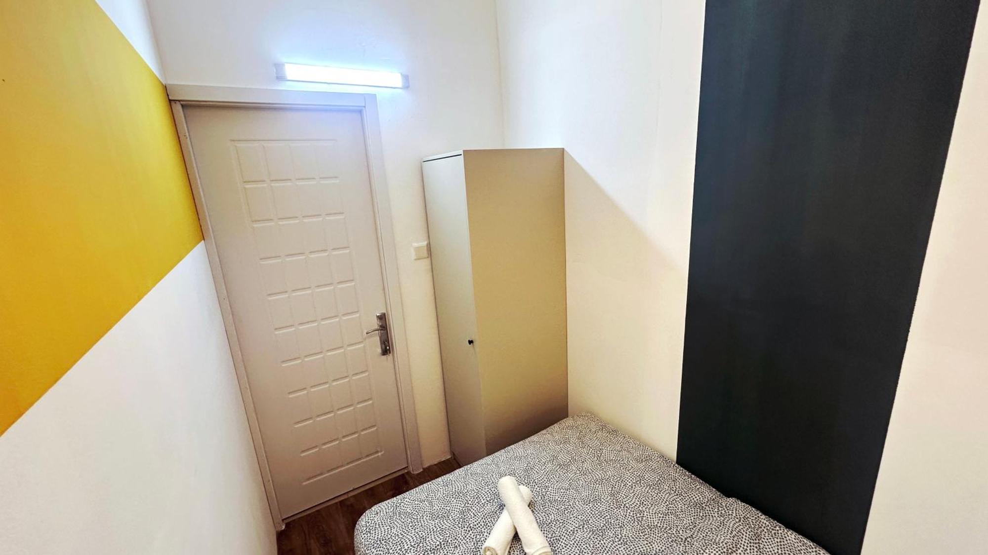 Blissful Partition In Bur Near Burjuman Metro Dubai
