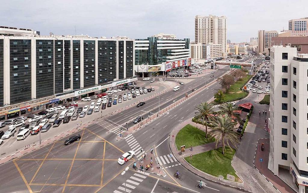 Blissful Partition In Bur Near Burjuman Metro * Dubai
