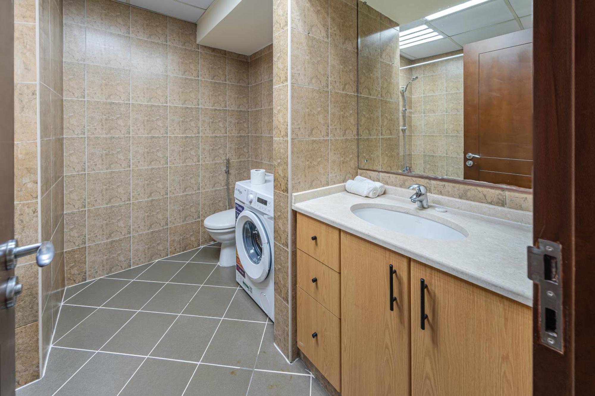 Savis Homes Iconic In Prime Location Apartment Dubai