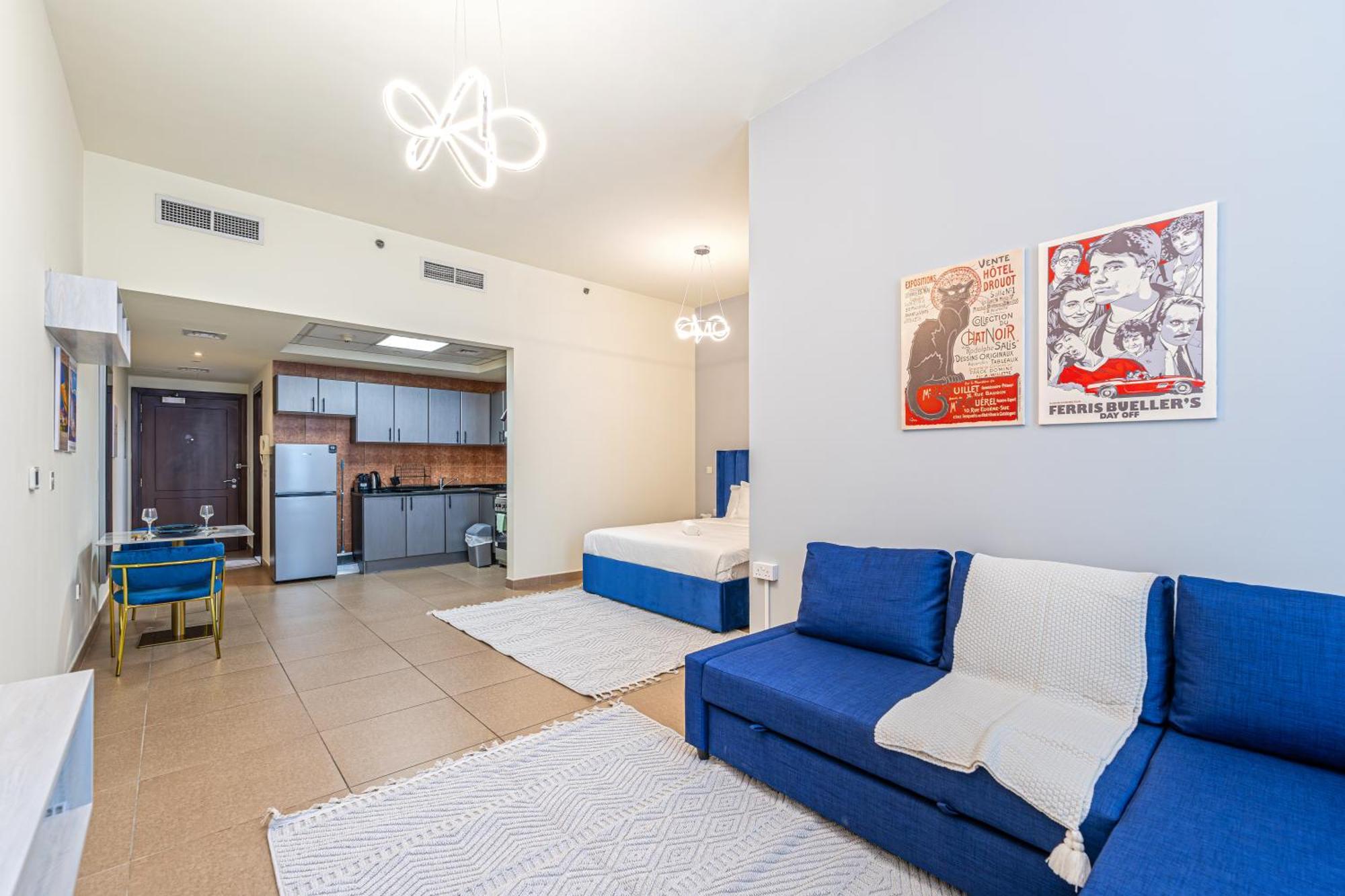Savis Homes Iconic In Prime Location Apartment