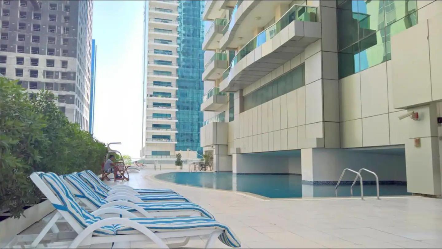 Dhostels - Marina Palm View Hostel Dubai