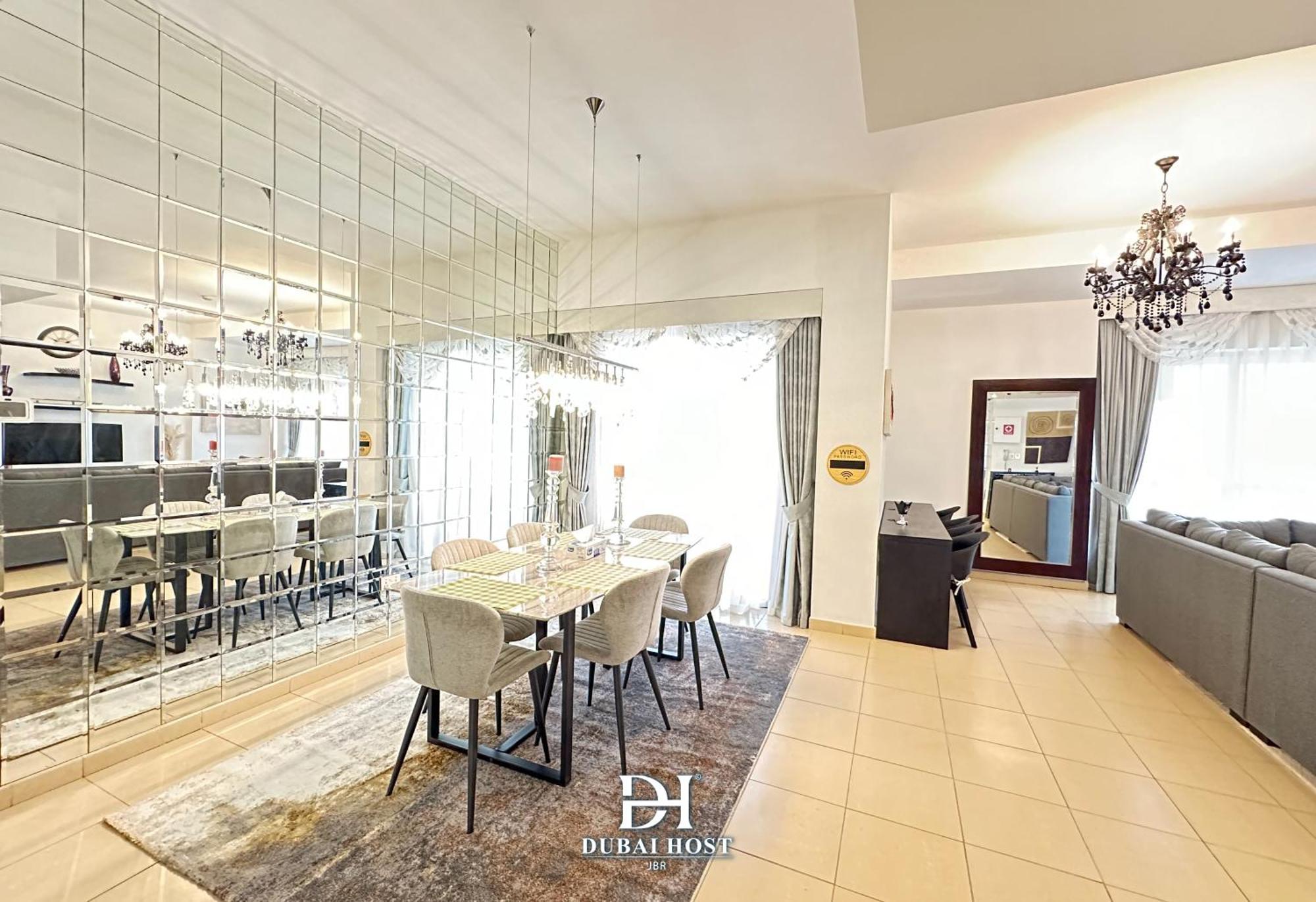 Host - Beach Jbr Hostel