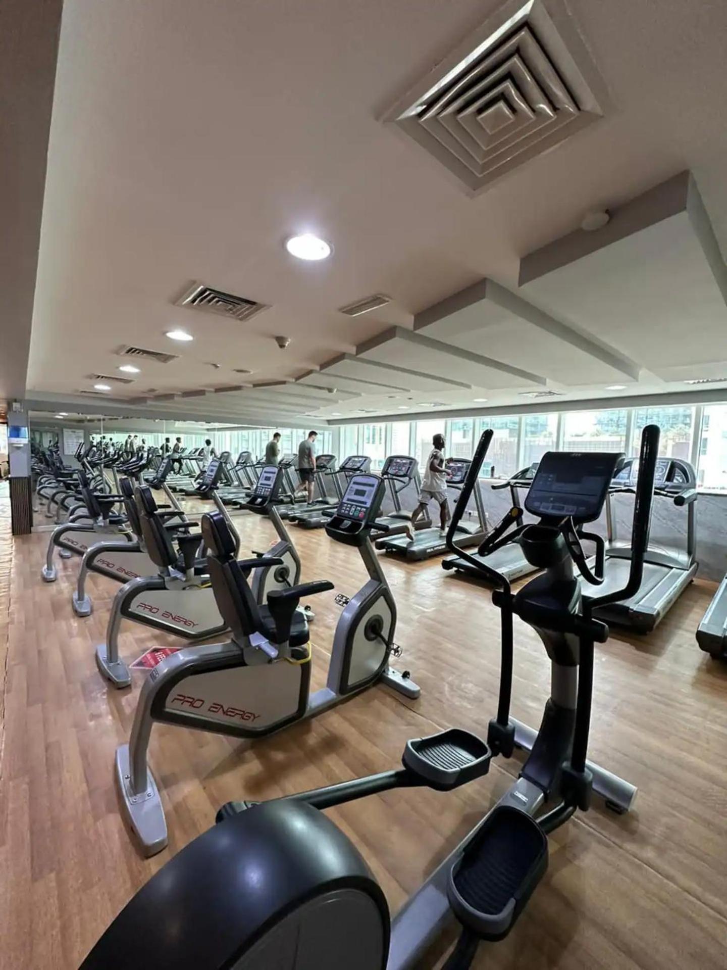 Dhostels - Marina Palm View Dubai