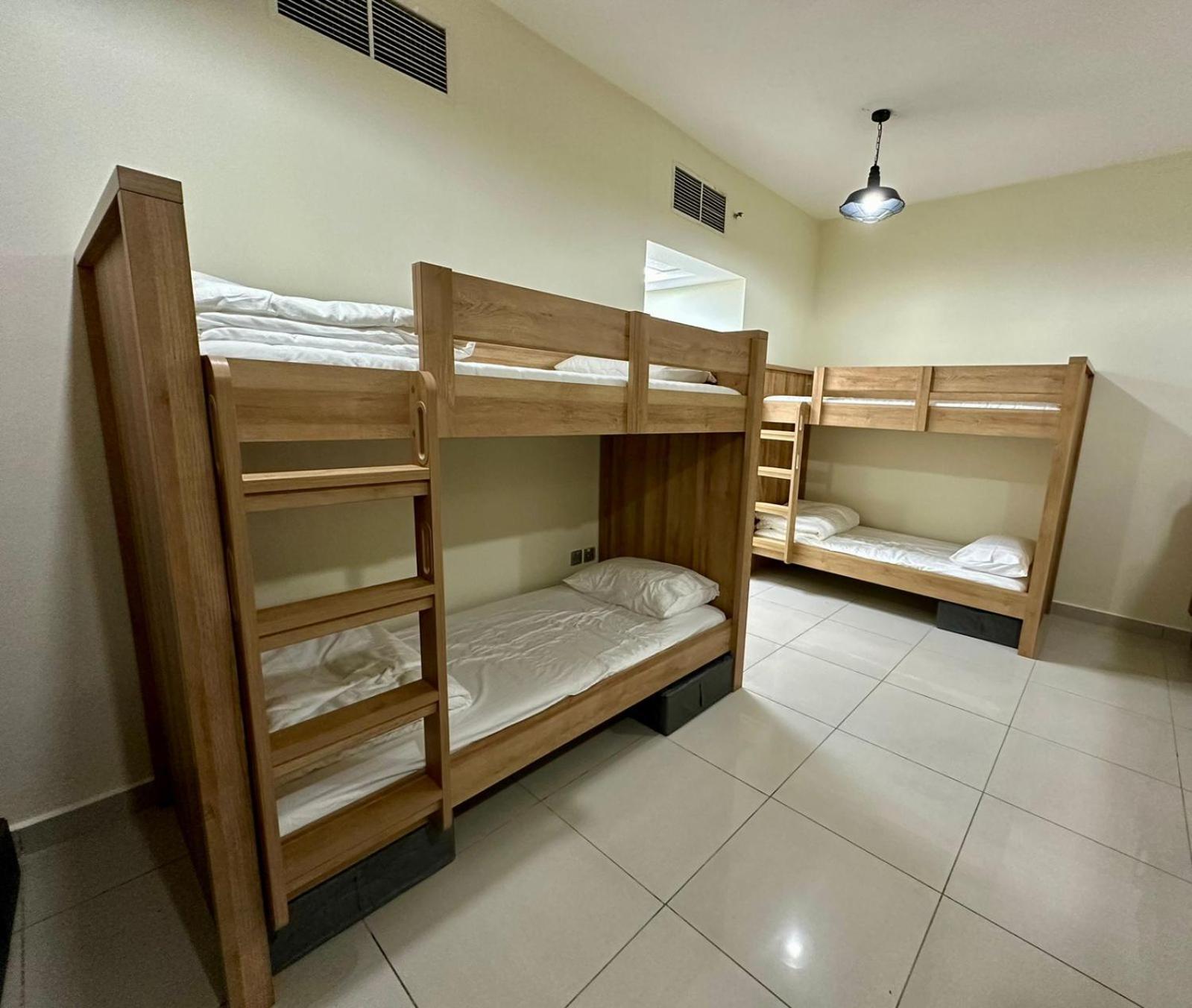 Dhostels - Marina Palm View