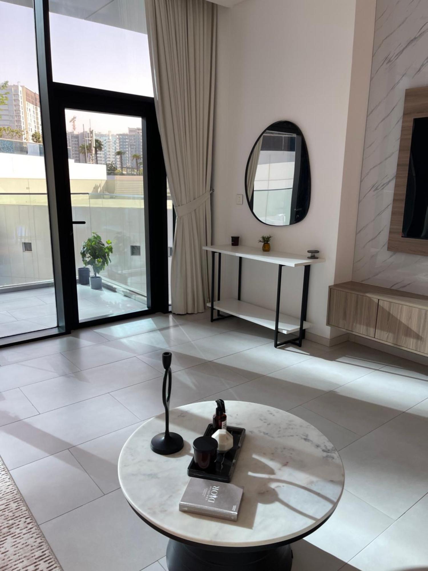 Marquise Square Tower Luxury App's *
