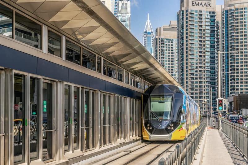 Marina View Luxury Condo: Spacious 2bd Steps From Jbr