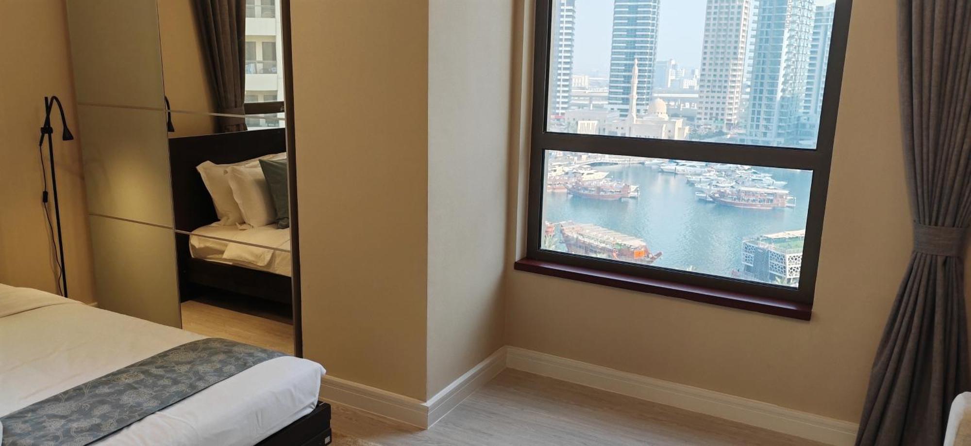 Marina View Luxury Condo: Spacious 2bd Steps From Jbr