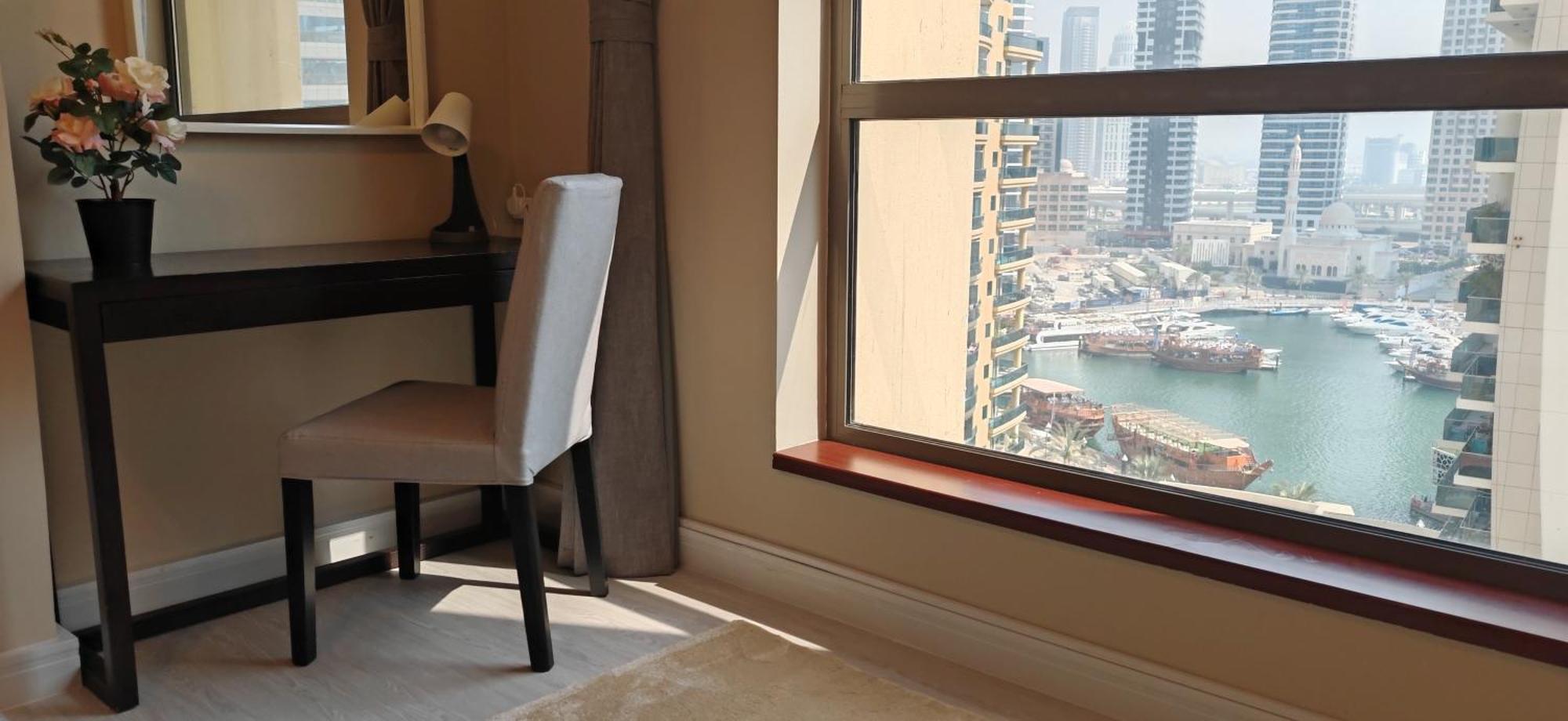 Marina View Luxury Condo: Spacious 2bd Steps From Jbr