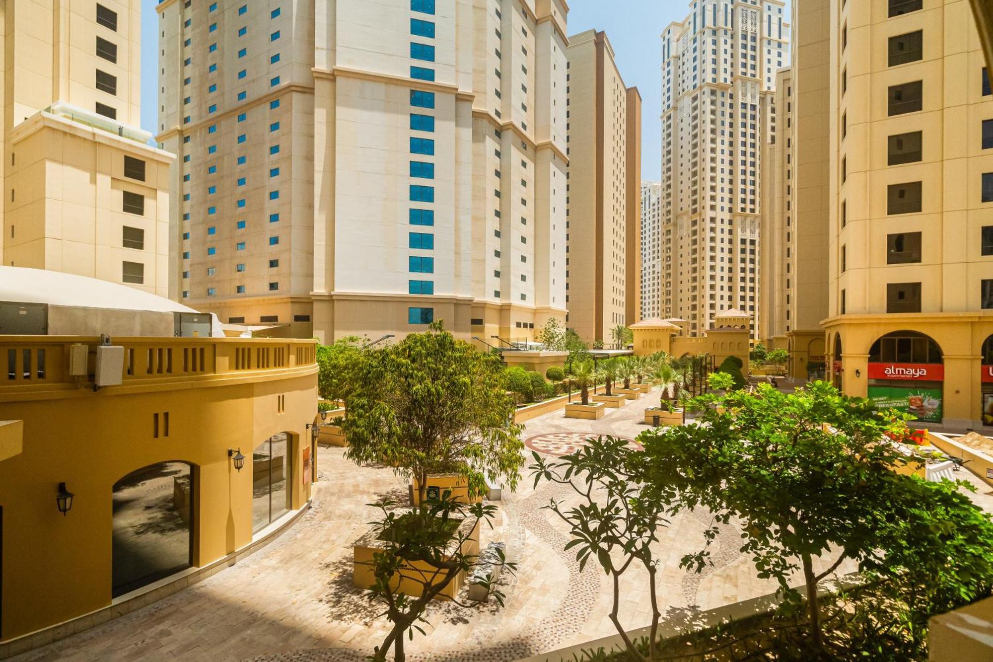 Apartment Beautiful 2br & 4br On Jbr Beach, Walking Distance To Bluewaters Island - By Sunkissed Homes *