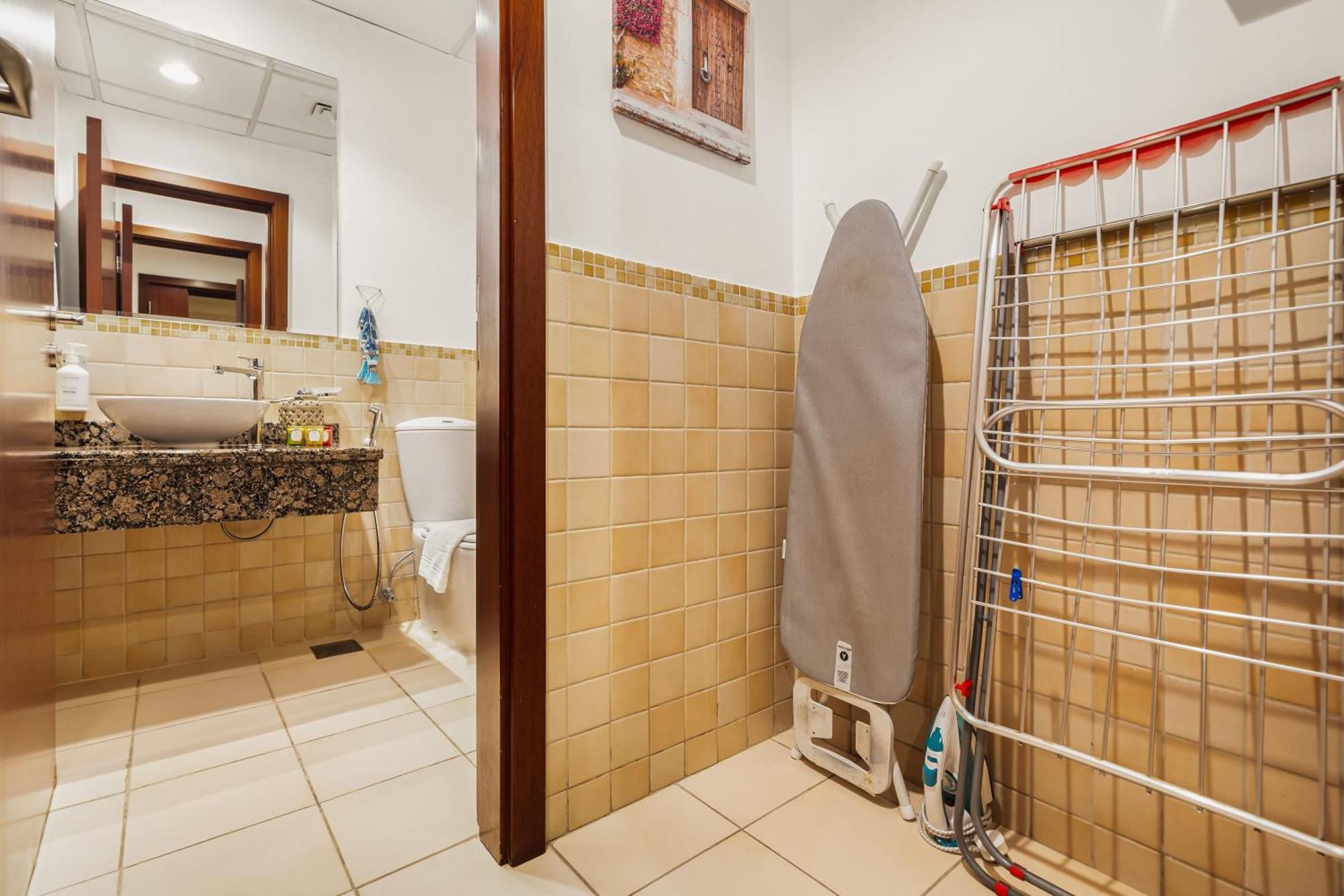 Beautiful 2br & 4br On Jbr Beach, Walking Distance To Bluewaters Island - By Sunkissed Homes Apartment
