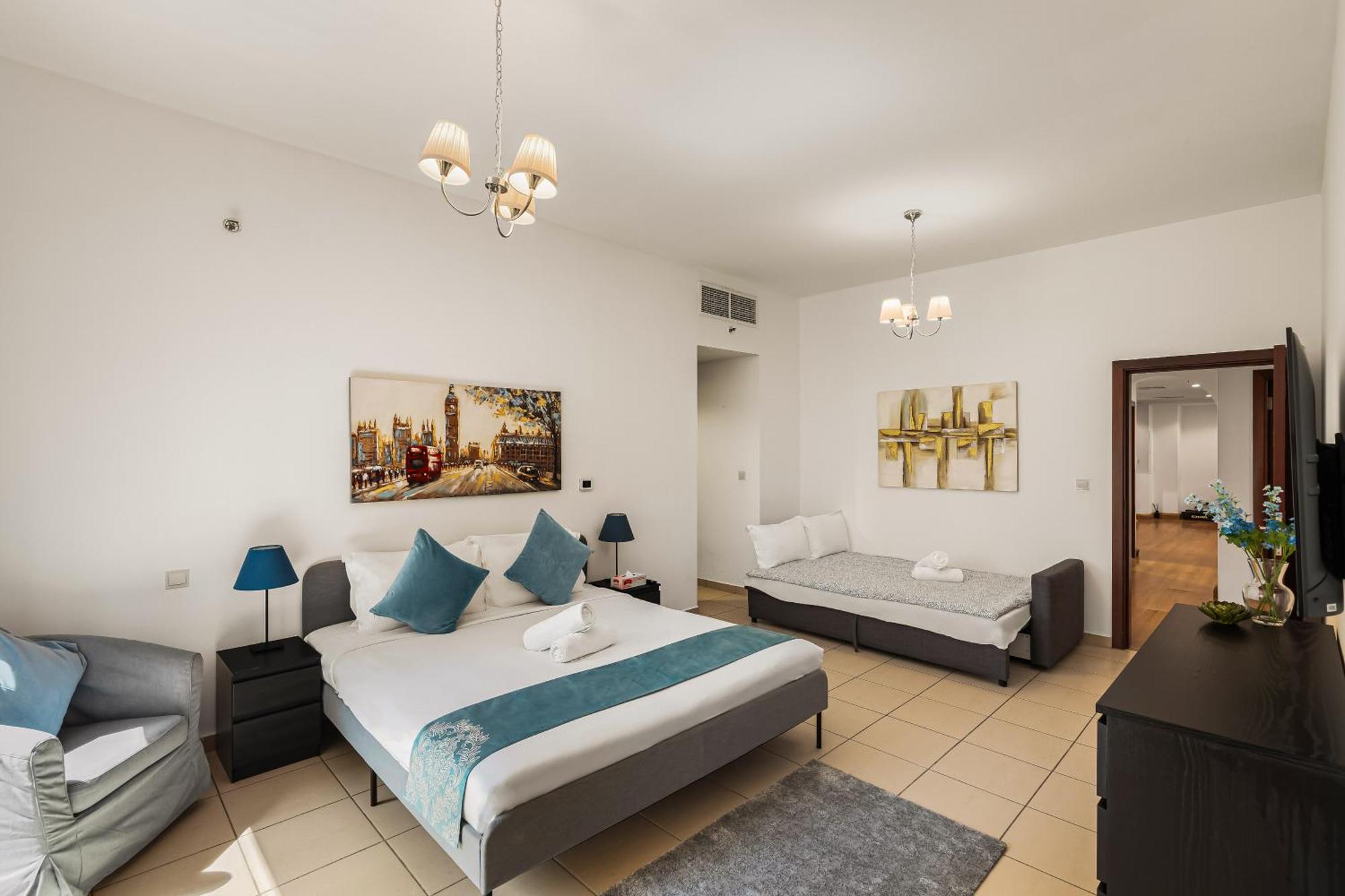 Beautiful 2br & 4br On Jbr Beach, Walking Distance To Bluewaters Island - By Sunkissed Homes