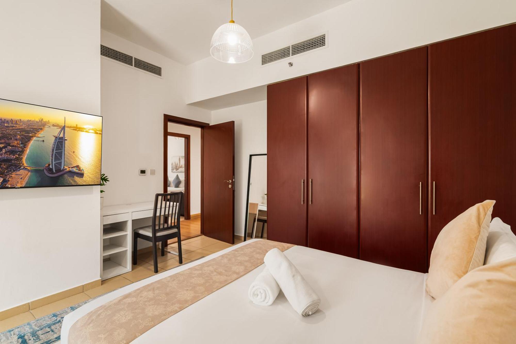 Beautiful 2br & 4br On Jbr Beach, Walking Distance To Bluewaters Island - By Sunkissed Homes * Dubai