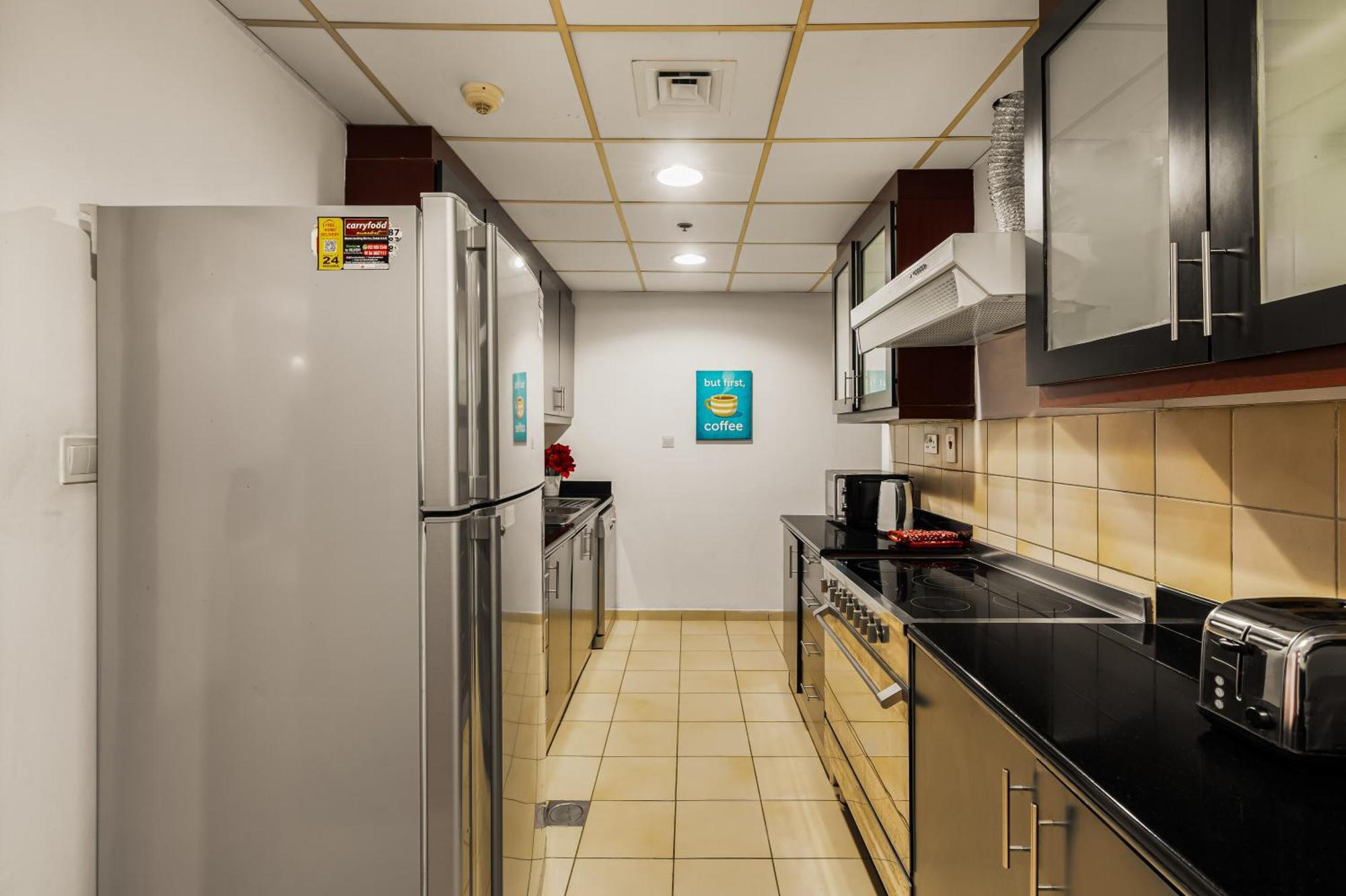 Beautiful 2br & 4br On Jbr Beach, Walking Distance To Bluewaters Island - By Sunkissed Homes Apartment *