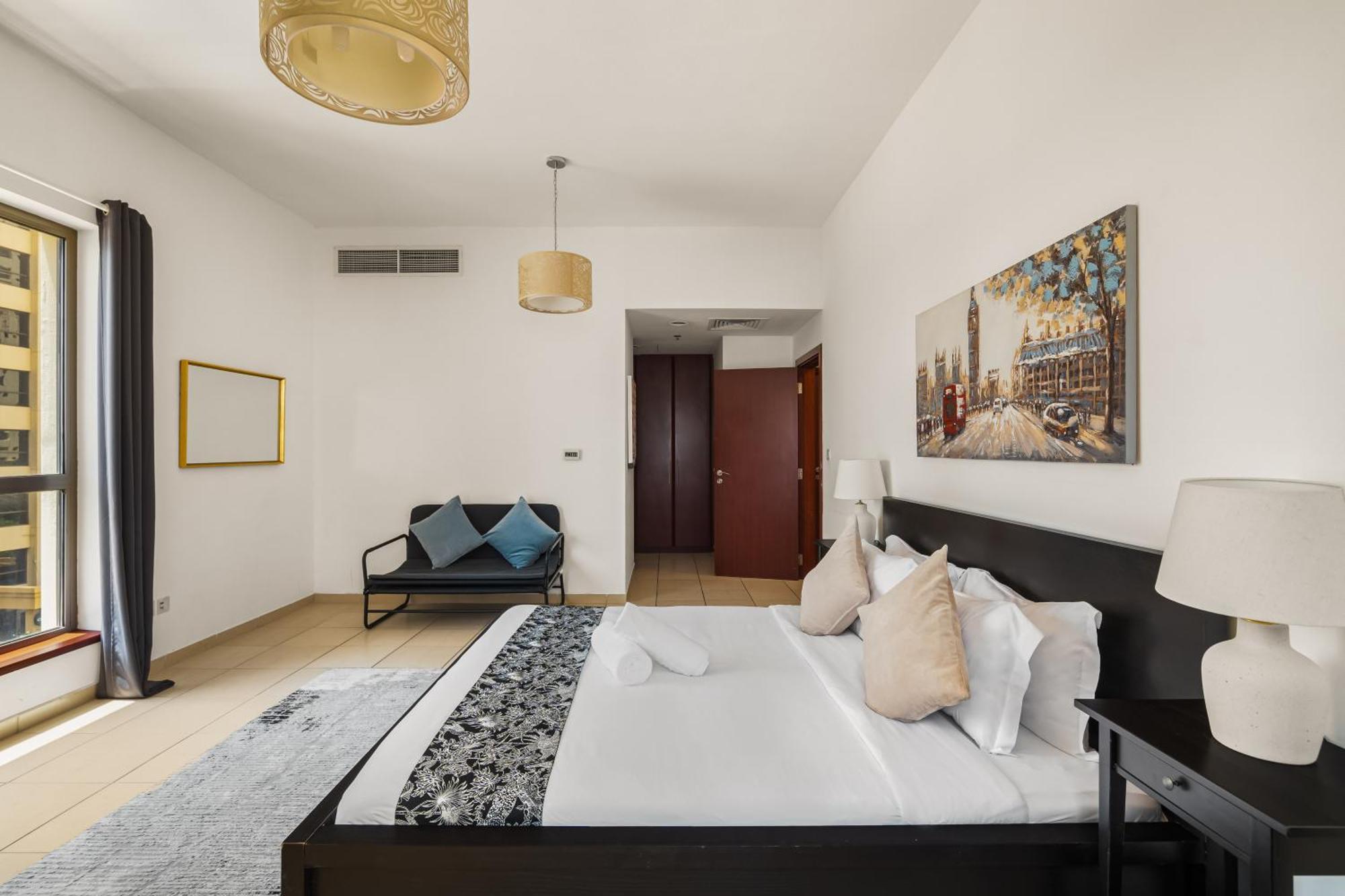 Apartment Beautiful 2br & 4br On Jbr Beach, Walking Distance To Bluewaters Island - By Sunkissed Homes *